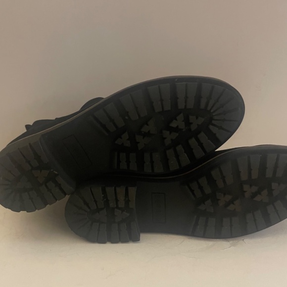 STEVE MADDEN BOOTIES - Picture 3 of 6